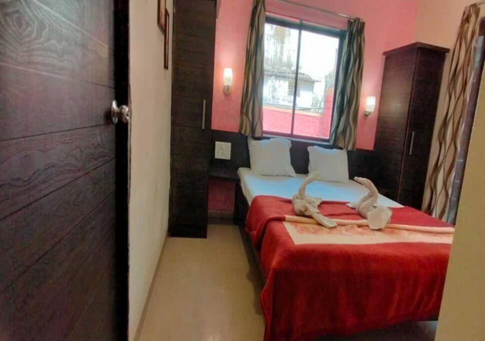 Maple Villa มหาบาเลชวาร์ ภายนอก รูปภาพ
